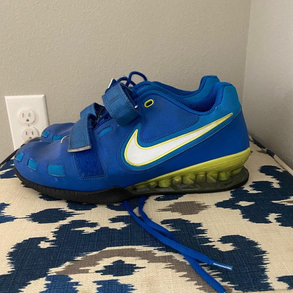 Men’s Nike Romaleos 2 lifters